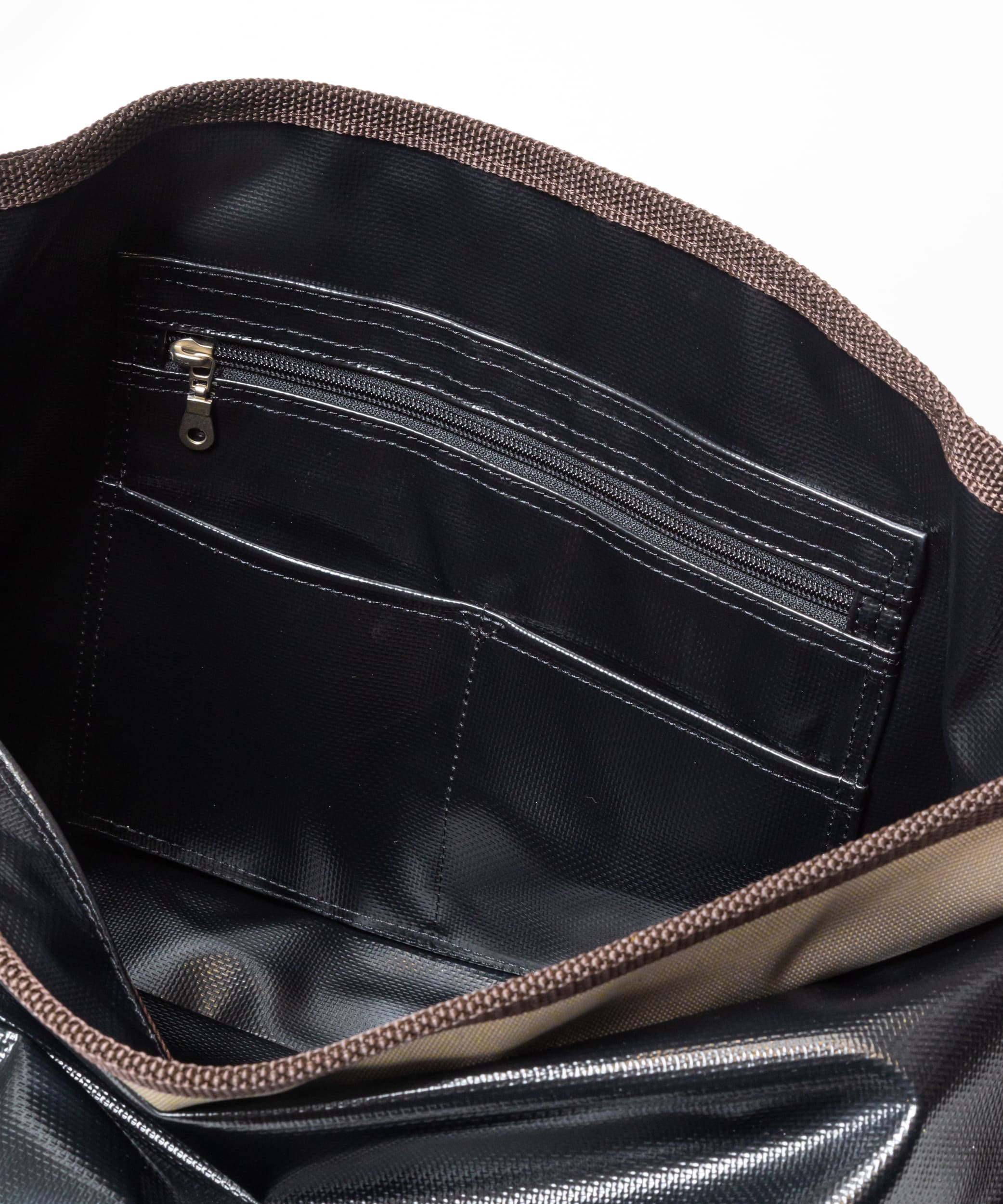 MESSENGER BAG | MAKAVELIC OFFICIAL ONLINE STORE
