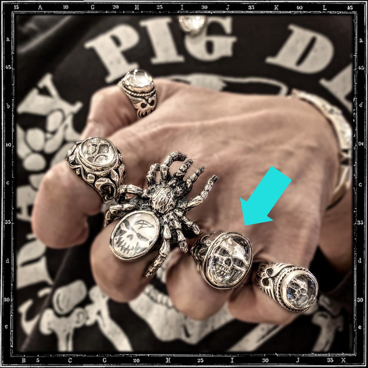 CRYSTAL SKULL RING - LARGE | クレイジーピッグ公式オンラインストア
