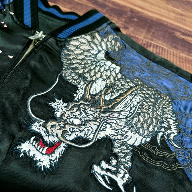 XLサイズ]白虎と白龍柄刺繍リバーシブルスカジャン【送料無料】｜和柄