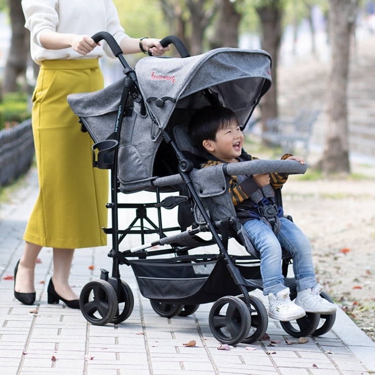 Kinderwagon DUOシティHOP2 グレーデニム/ブラック | すべての商品