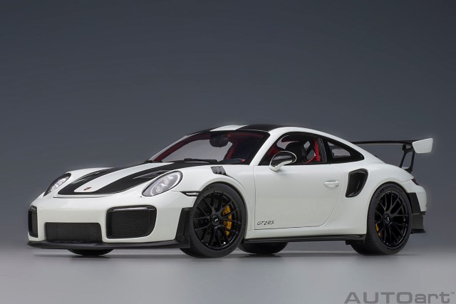新品 78171 オートアート 1/18 ポルシェ 911 （991.2） GT2 RS