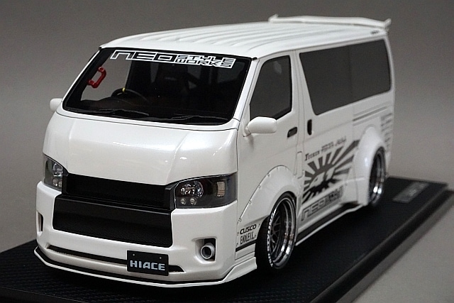 1/18 イグニッションモデル IG2804 T・S・D WORKS ハイエース パール