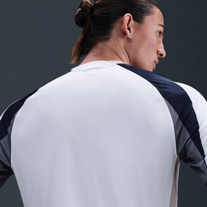 ナイキ トッテナム 2025/26 スタジアム ホーム Dri-FIT サッカー