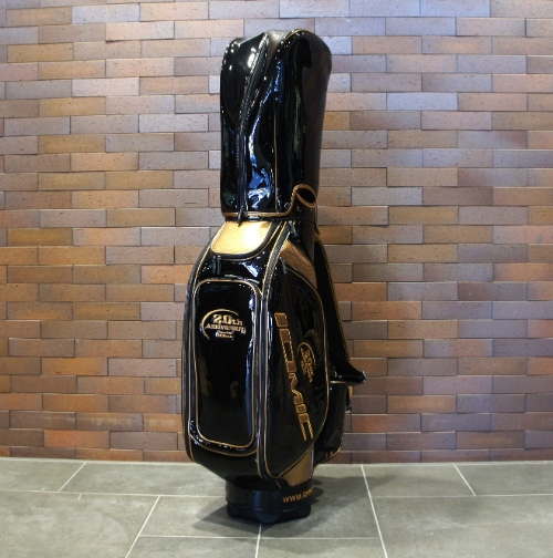 IOMIC 『20周年記念限定モデル キャディバッグ』 【ブラック×ゴールド