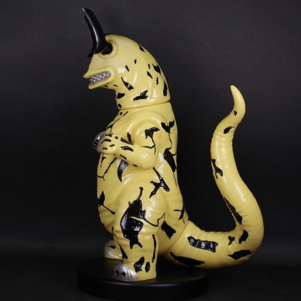 ソフビ/Planet-X プラネットエックス/エレキング（幼体付き）｜墓場の