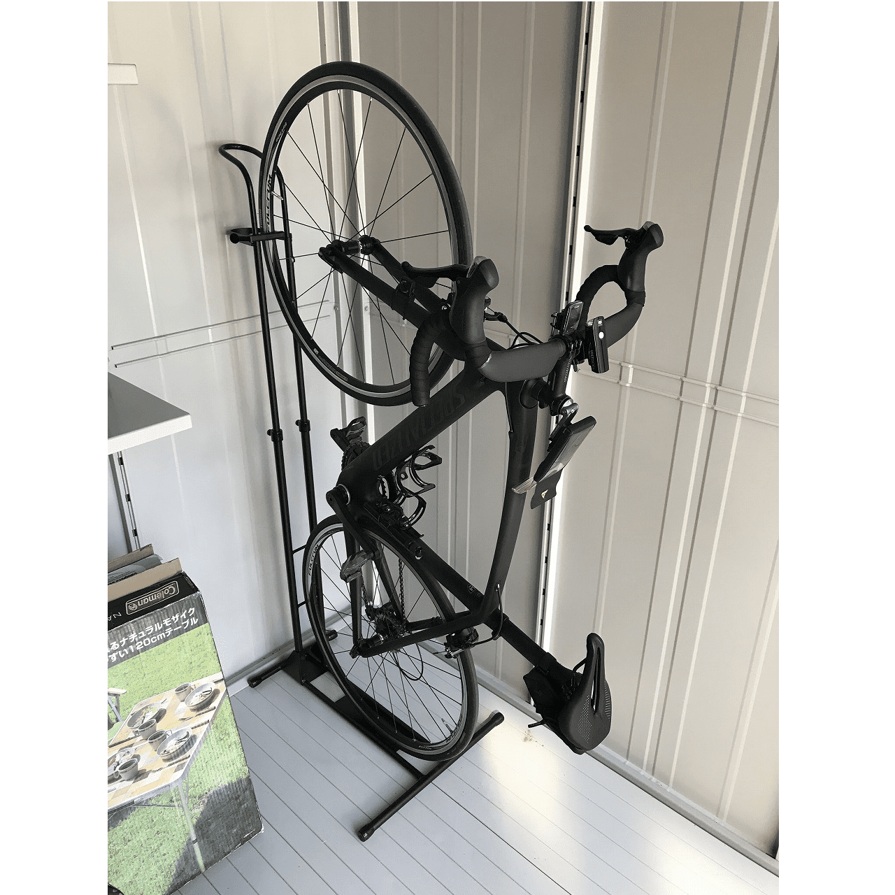 A01V_EN 縦置きバイクスタンド｜iWA