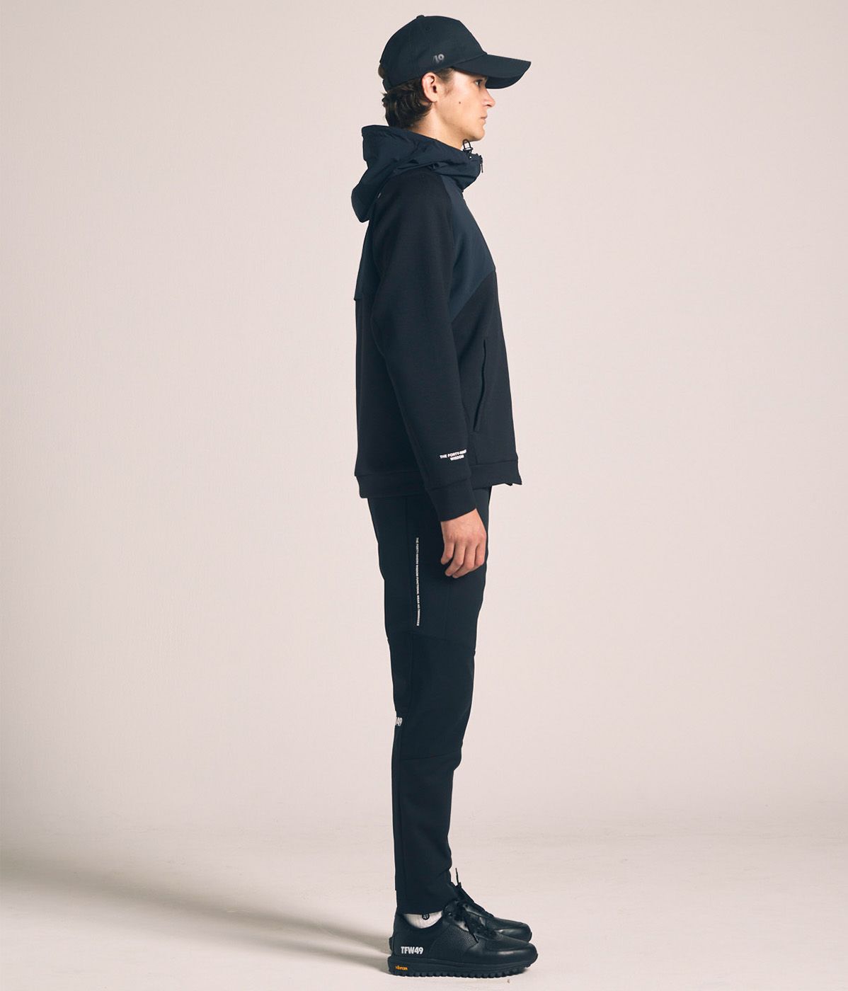 TFW49 / T102520030 / CARDBOARD MATERIAL FULL ZIP HOODIE（2色