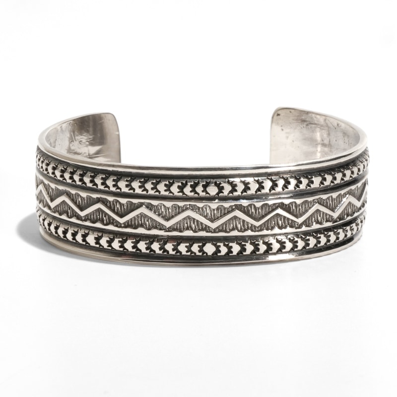 143mm サンシャインリーブス スタンプワーク バングル｜マライカ公式通販