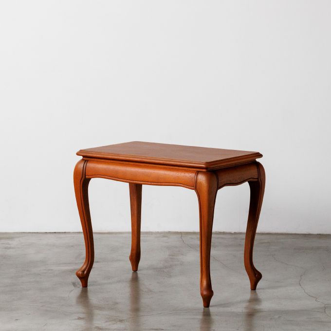 猫脚のサイドテーブル［MF-046］｜一点モノ家具通販のマルニファニシング