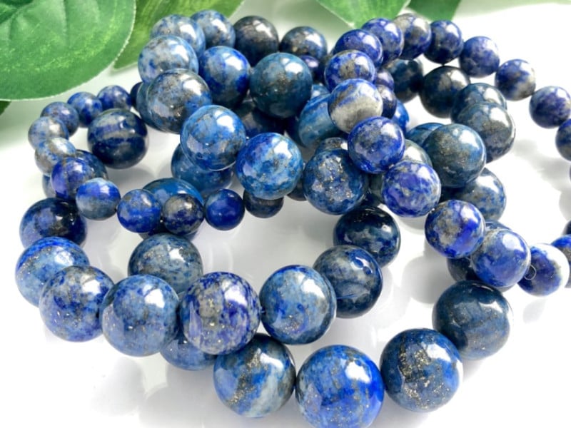 定番石！☆美発色ブルー☆幸運と厄除け☆アフガニスタン産☆天然石