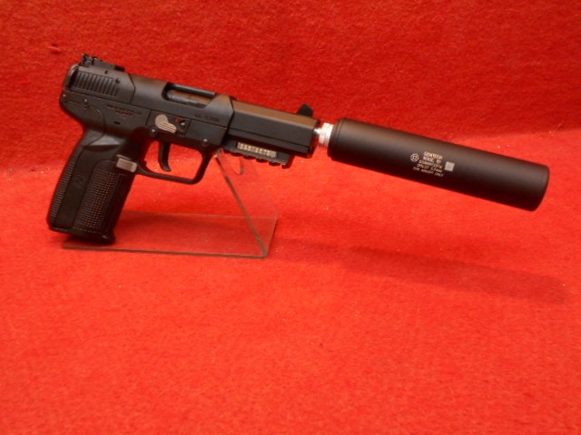 マルシン・FN Five-seveN 6mmBB CO2ブローバック サプレッサー付き