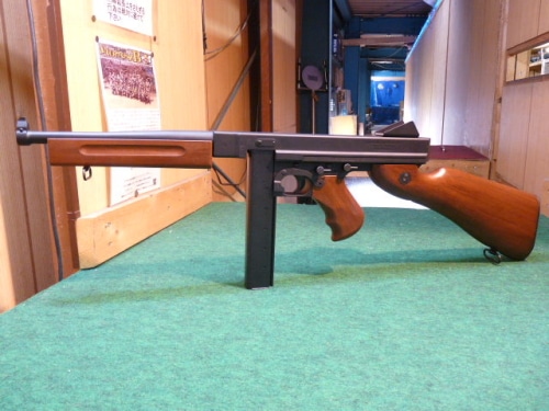 店内全品5％OFFクーポン】東京マルイ トンプソンM1A1 電動ガン