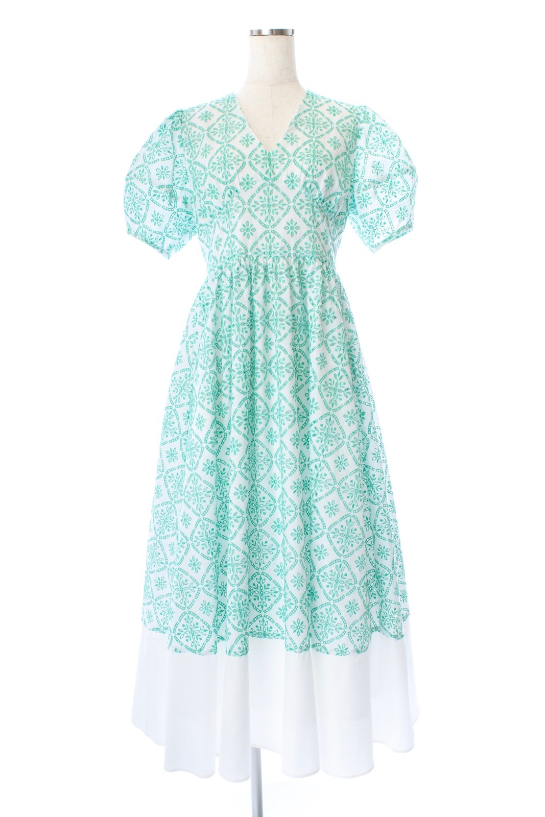 グリーンコットンレース刺繍ワンピース | DRESS | OBLI