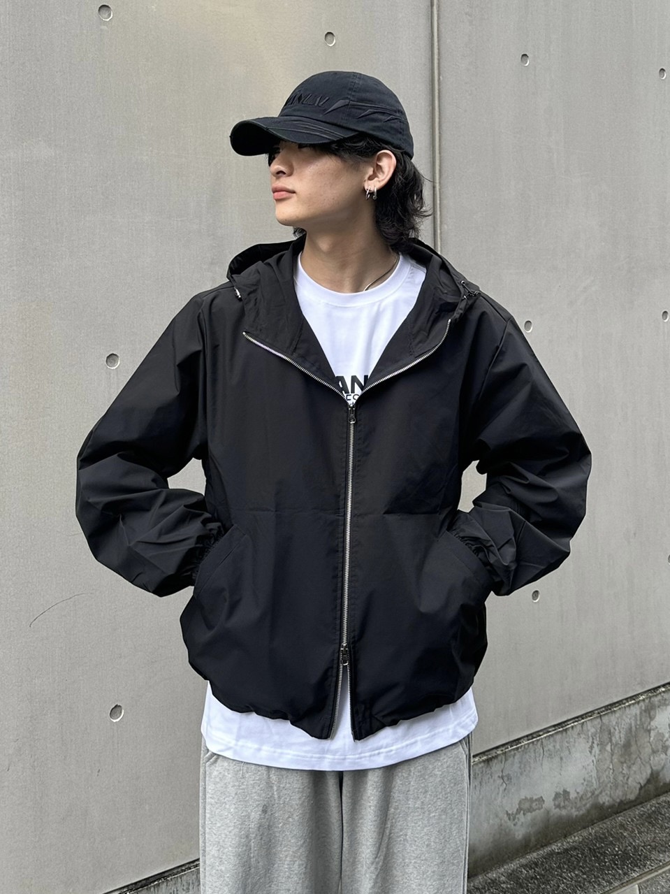 受注制【Chikashitsu +】unisex cropped hooded blouson (3color