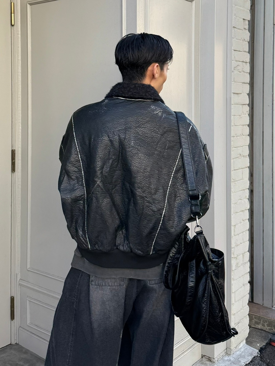 Chikashitsu +】cropped shearing leather bomber jacket | OUR BRAND