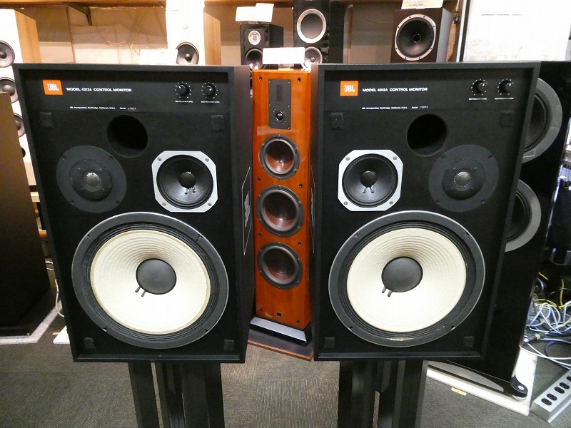 中古品】JBL 4312A (ペア) ※送料無料《北海道・沖縄・離島を除く