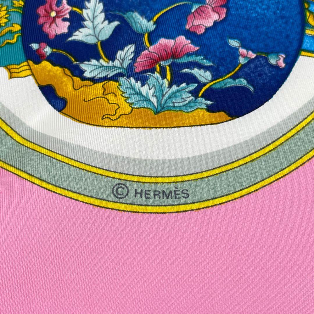 HERMES エルメス スカーフ カレ90 『Qu importe le flacon （香水瓶