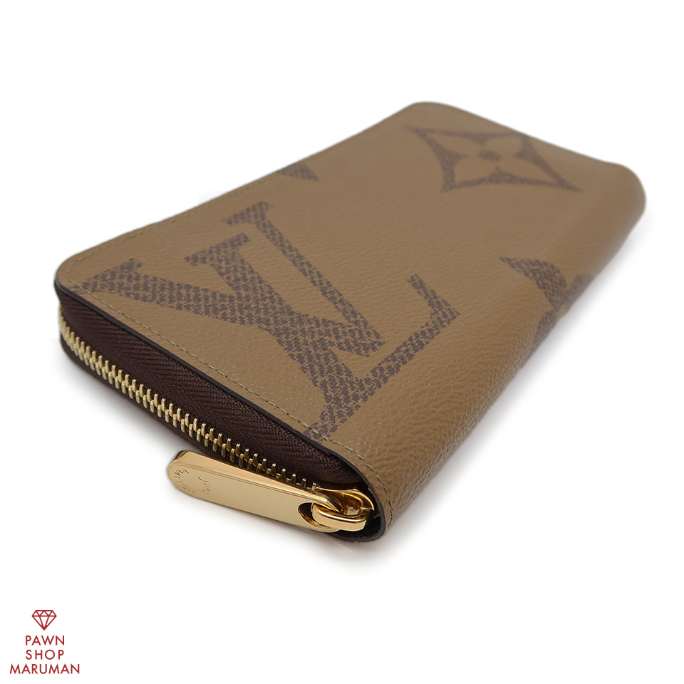 ルイ・ヴィトン モノグラムジャイアント ジッピーウォレット M69353