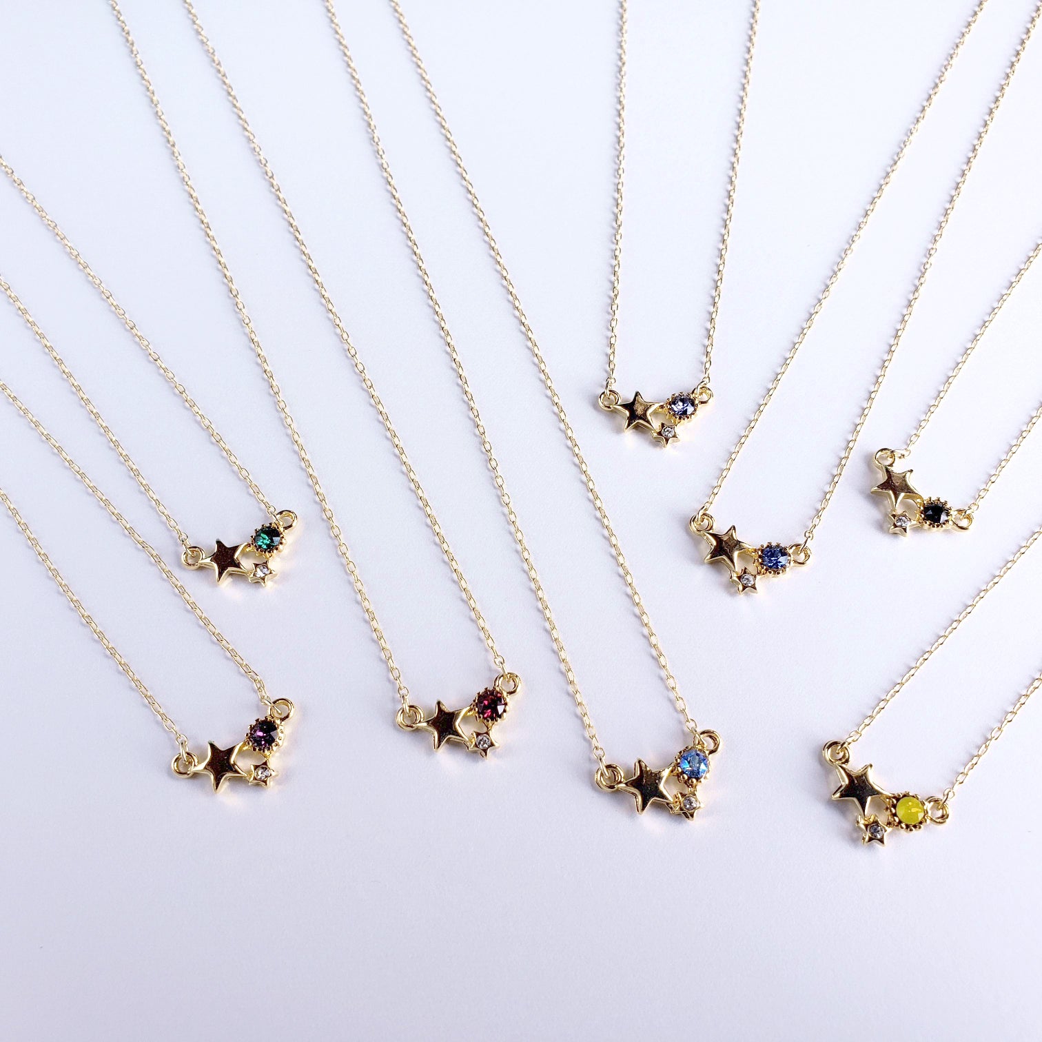 金色の宝石星ネックレス【ゴールド】 – 宙フェス夜市