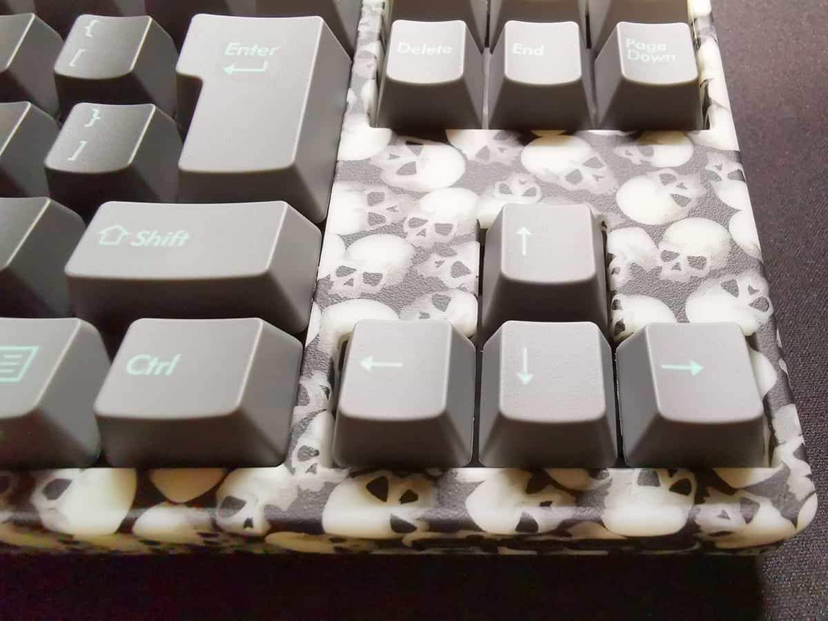 FILCO Majestouch Lumi S レビュー】光るドクロ柄が最高なメカニカル