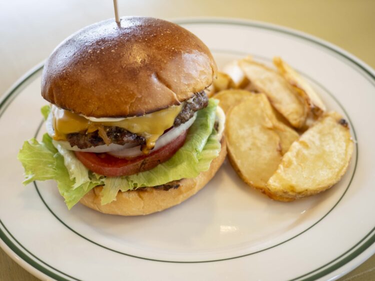 前橋のハンバーガーが熱い 専門店の開店相次ぐ｜前橋発、新しい風 「め