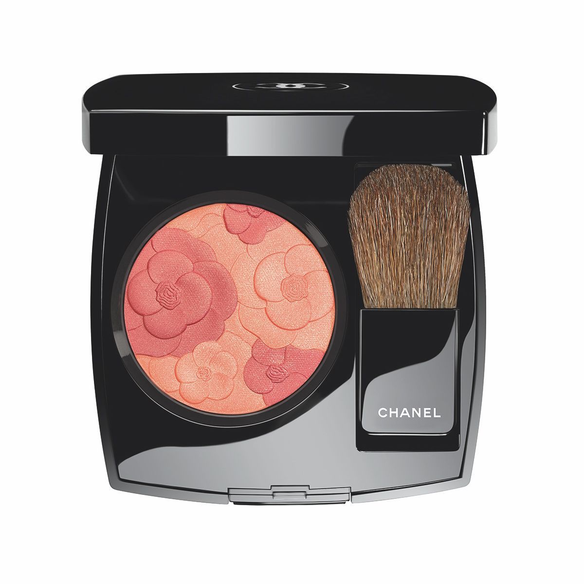 マドモアゼル シャネルが愛したカメリアモチーフのチークカラーが限定