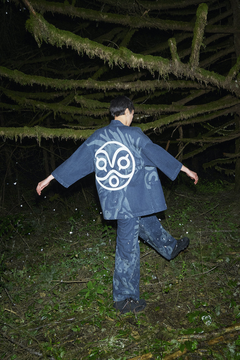 リーバイス」が「もののけ姫」とコラボ サンやアシタカ、コダマが