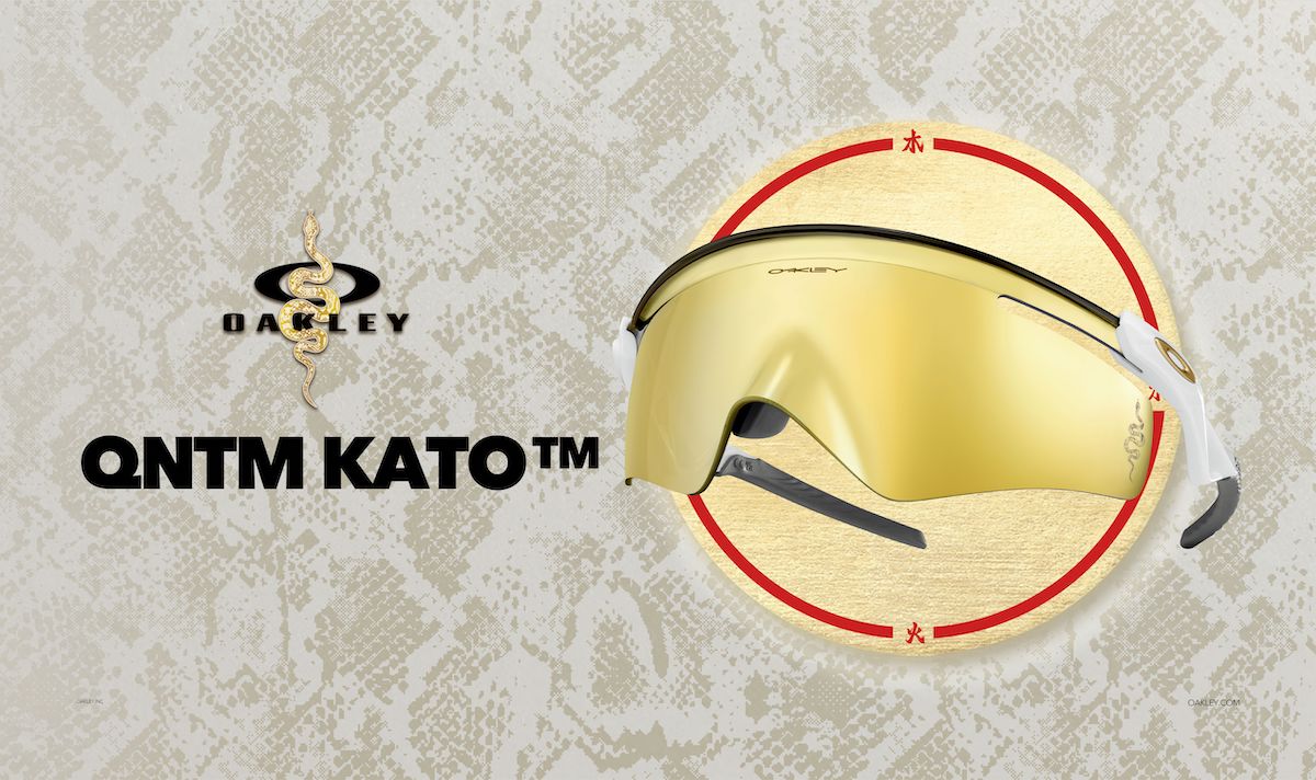 オークリー」が巳をモチーフにした旧正月コレクションを発売 - WWDJAPAN