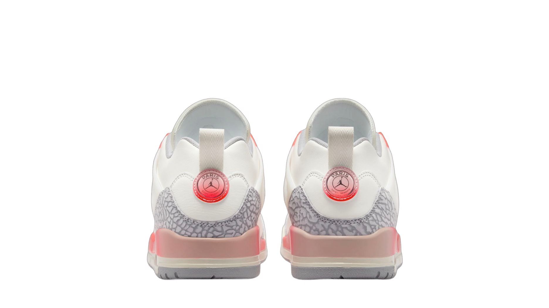 PSGとのコラボ「ジョーダン スパイジーク LOW」は、発色抜群のピンクが