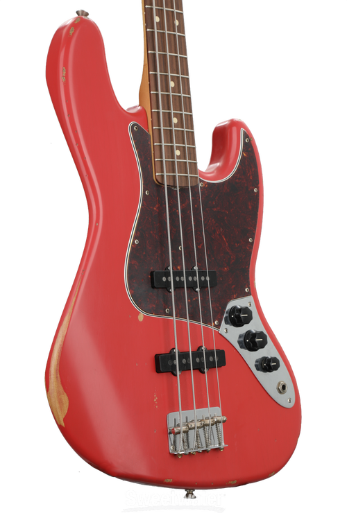 Fender Road Worn '60s Jazz Bass - Fiesta Red w/ Pau Ferro