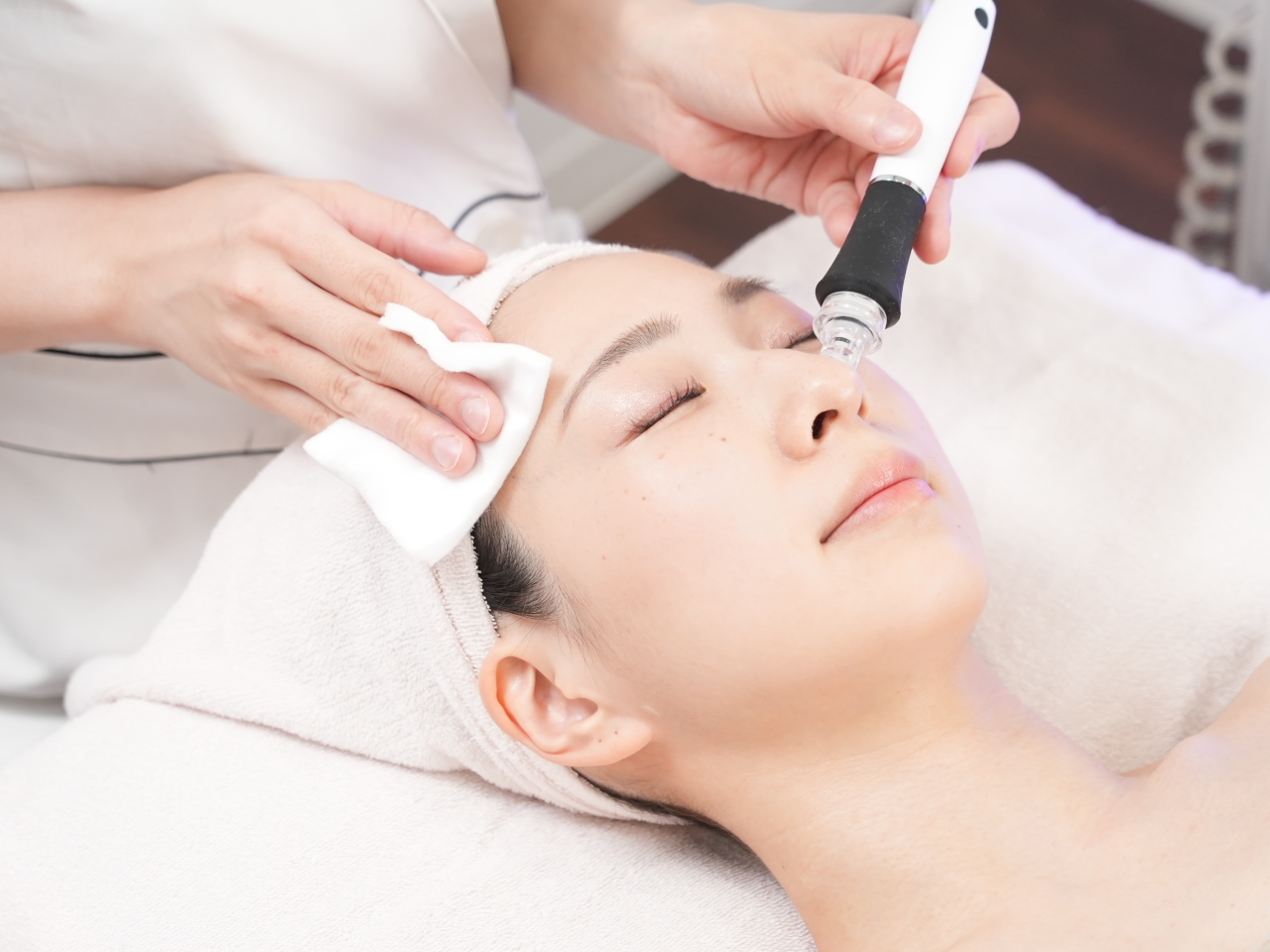 毛穴ハイドラフェイシャルプラン - Meshie