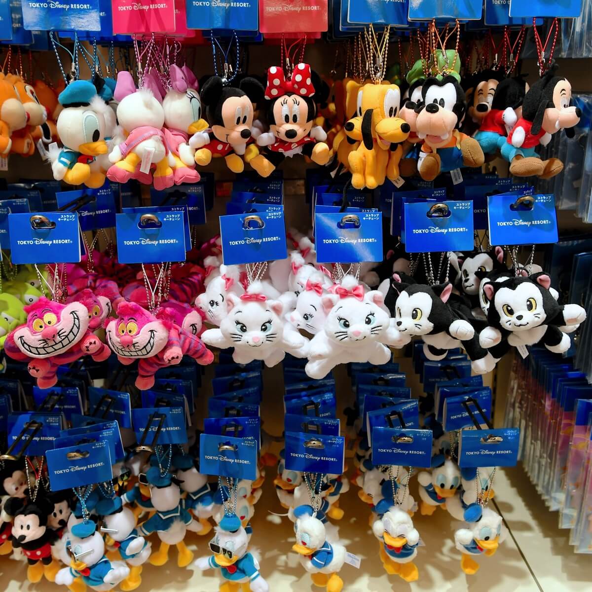 クタッとかわいいマリー・フィガロ・チェシャ猫！東京ディズニーランド