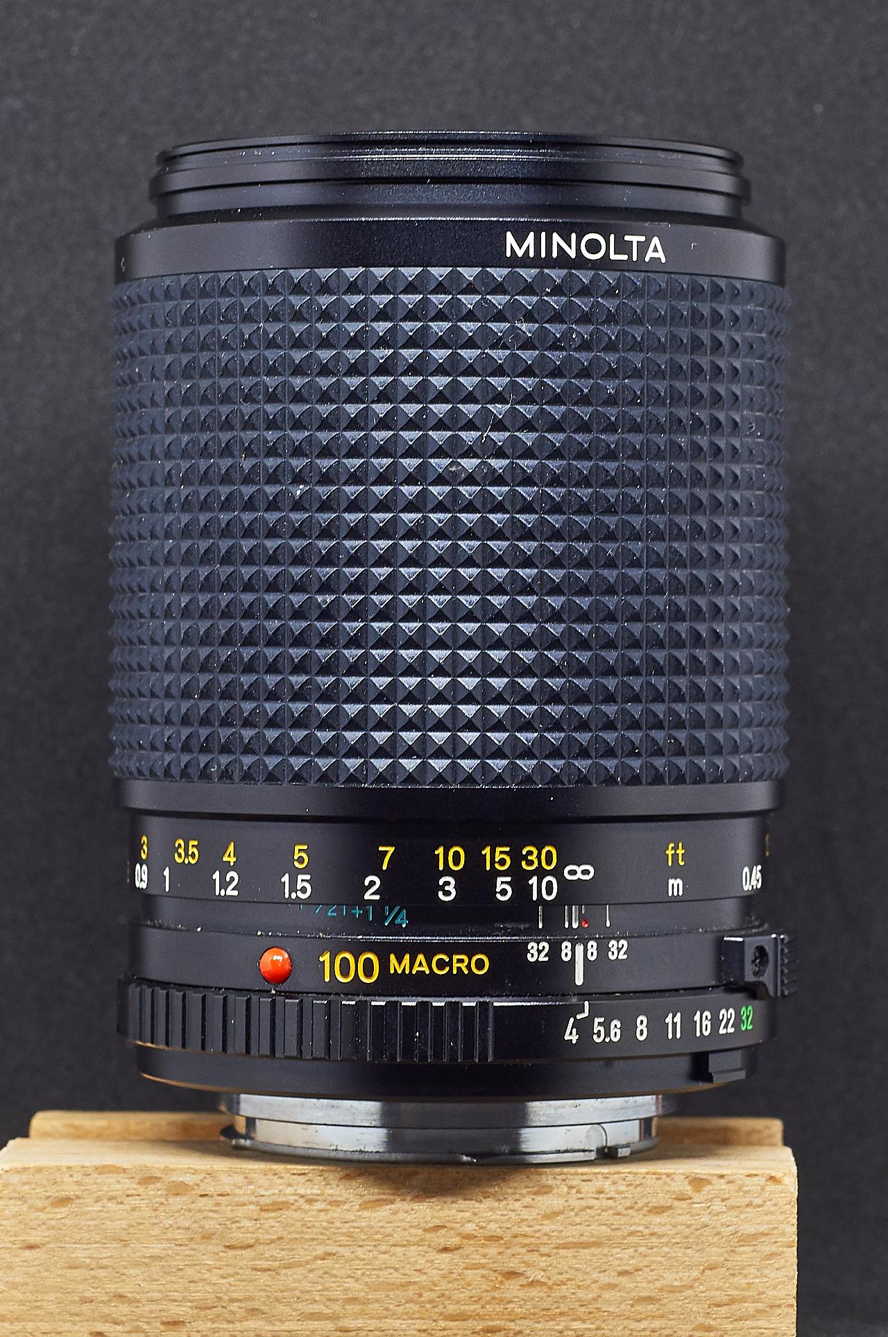 Minolta MD 100mm 1:4.0 Macro tests and review - Lens QA Works