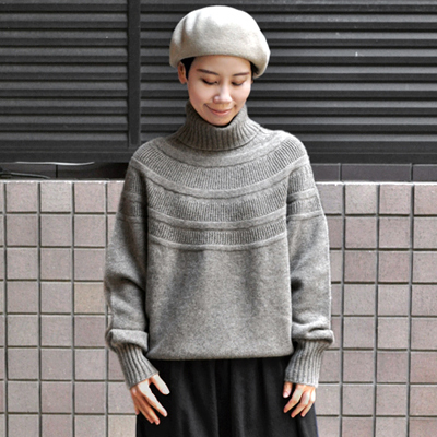 FACTORY（ファクトリー）/ ヤク レース柄オフタートルセーター