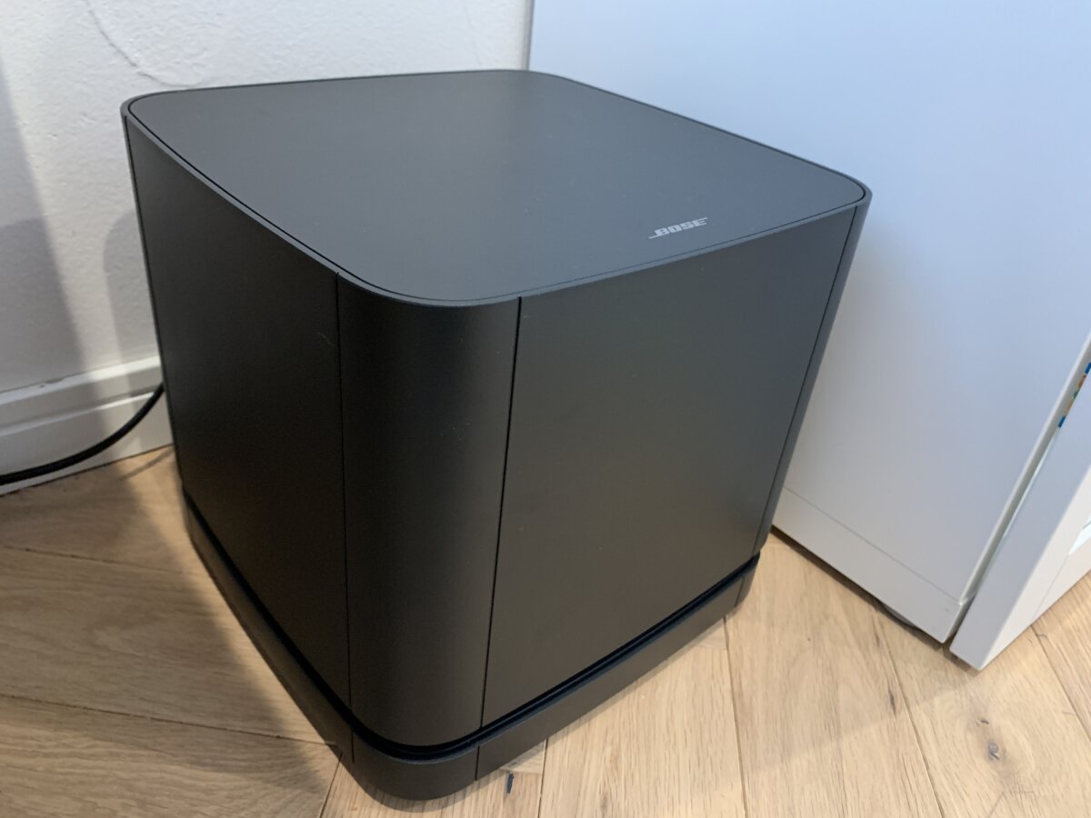 BOSE ベースモジュール500のつなぎ方は？コンパクトリビングに最適な