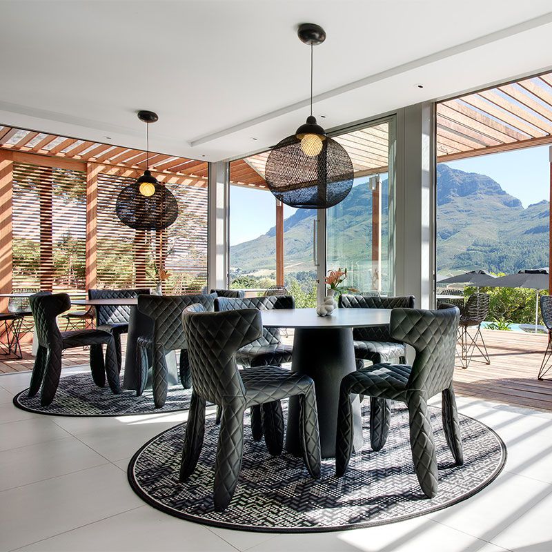 モンスターアームチェア｜moooi Japan｜モーイオフィシャルサイト