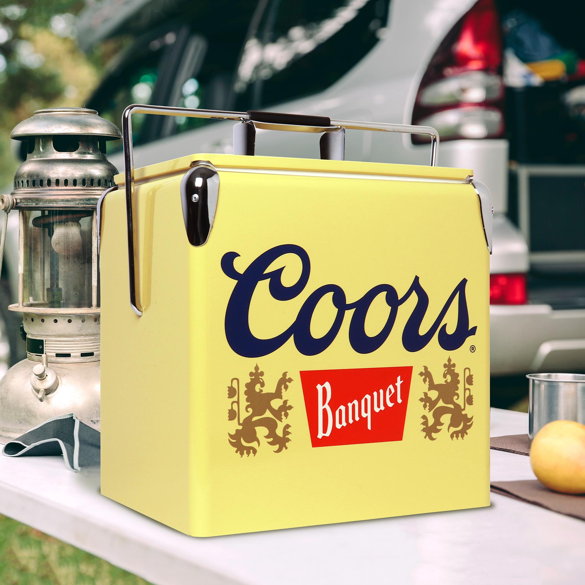 Koolatron Portable Yellow, Red, Silver 14-Quart Insulated Chest