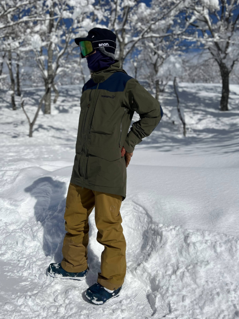 テクニカルなのにリゾートでもハマる。NORRONA tamok Gore-Tex Pro