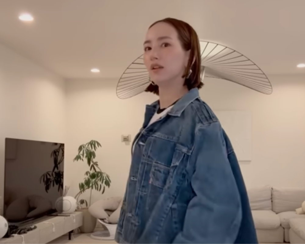 辻元舞リアルバイ2025｜大人世代のカラフル夏コーデ21選