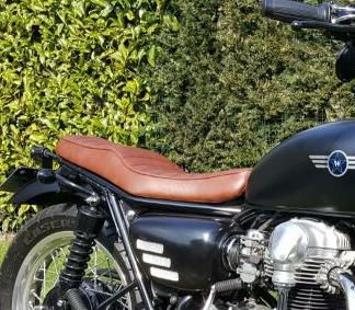 W400, W650, W800 カスタムシート タイプ3 オメガレーサー | バイク