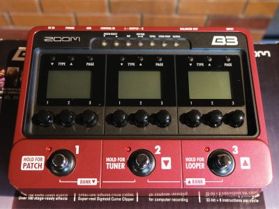 ZOOM B3 / Bass Effects & Amp Simulator Pedal | 札幌の楽器屋さん