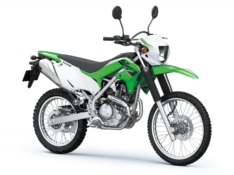 公道も走れる”KLX230にローシート仕様のKLX230 Sが登場 – WEB Mr.Bike