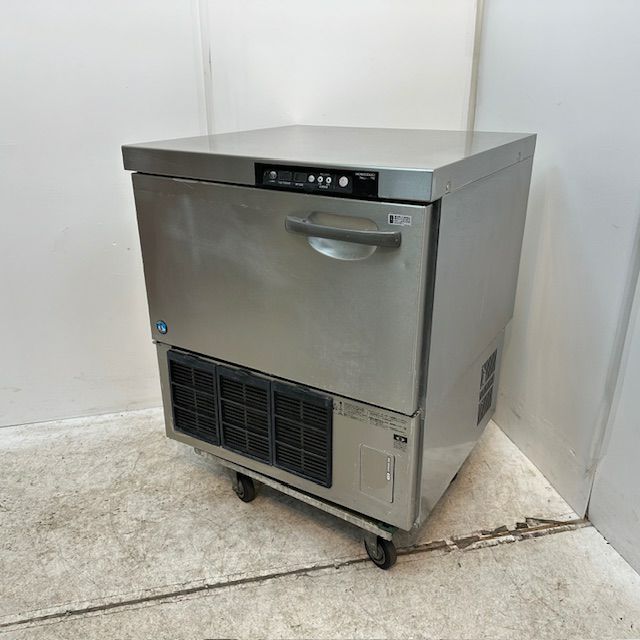 000000234009-01-m.jpg?t=