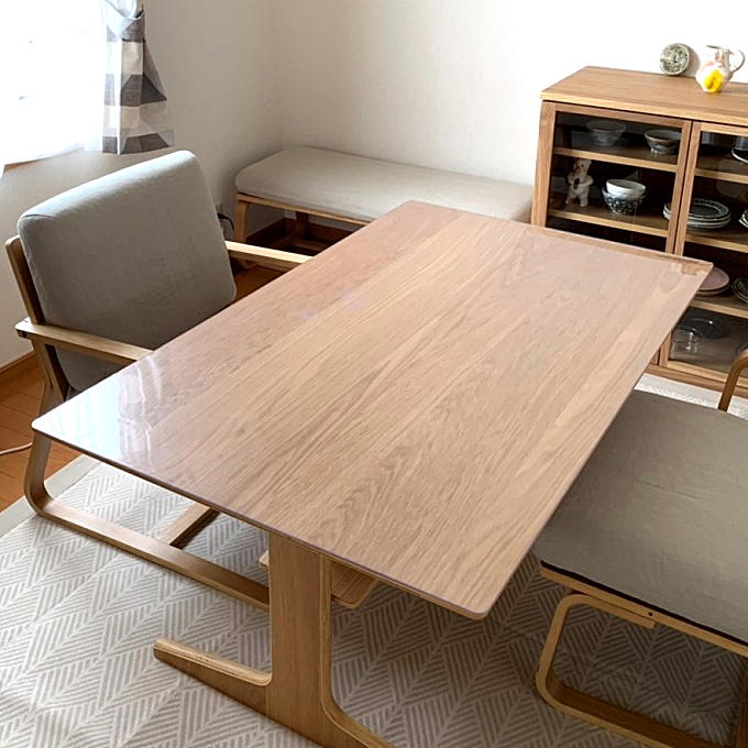 無印良品「リビングでもダイニングでもつかえるテーブル」向け透明