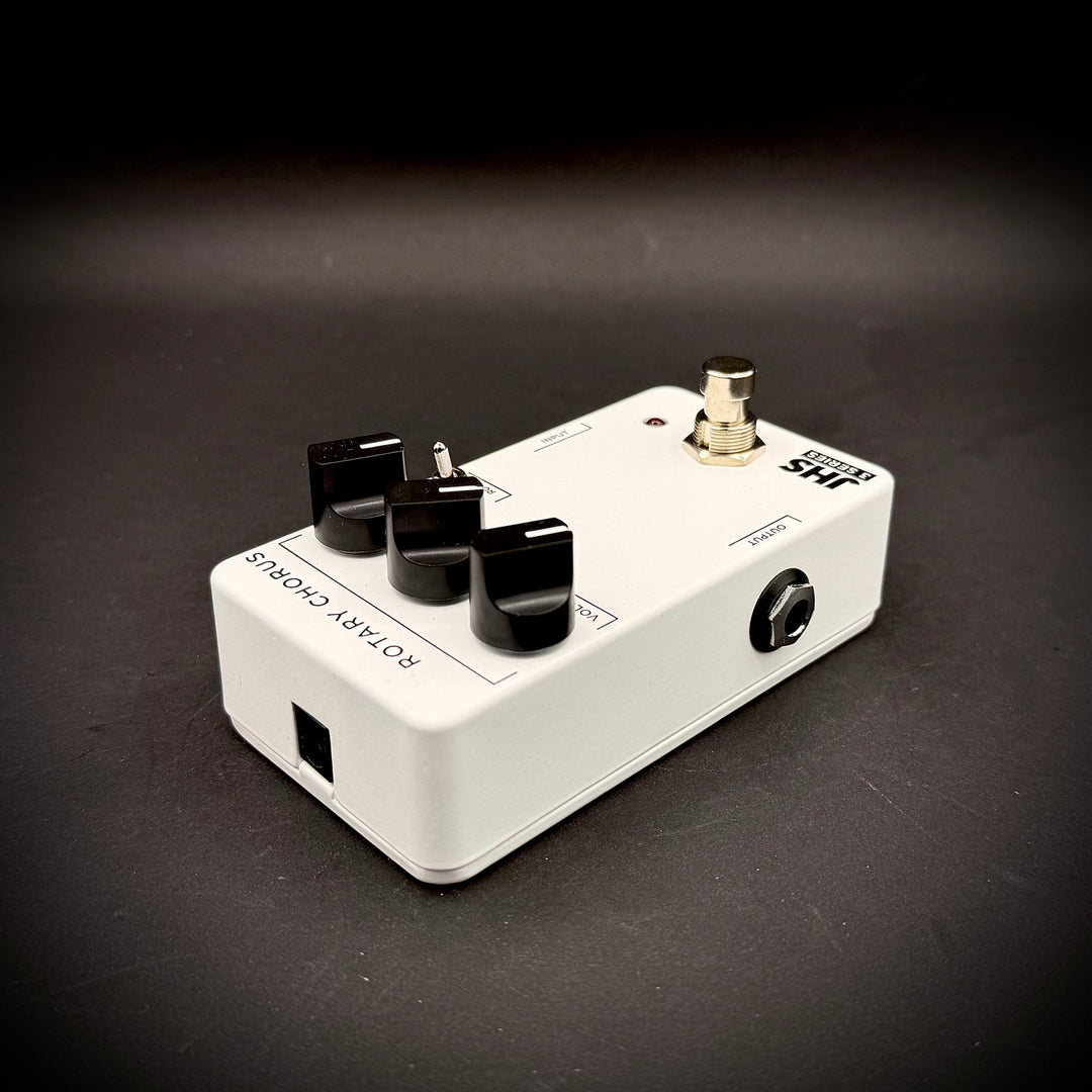 JHS Pedals 3 Series Rotary Chorus – Music Villa MT