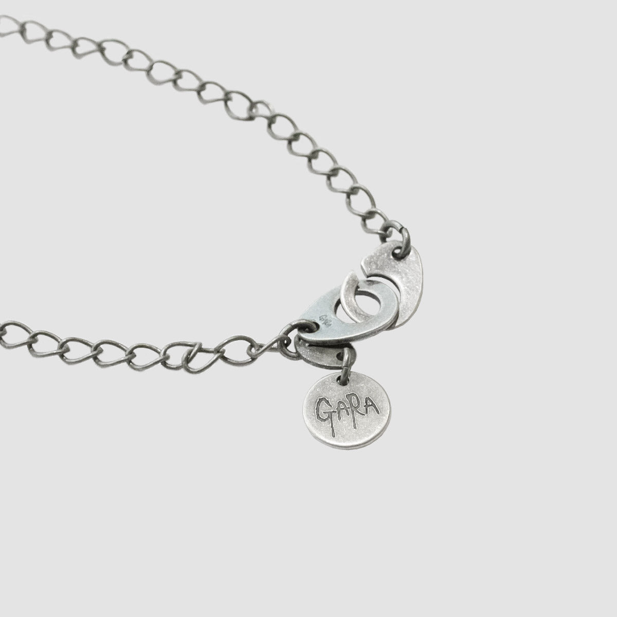 MUZE TURQUOISE LABEL - ×GARA PAINT BONE NECKLACE(MUZE BLUE
