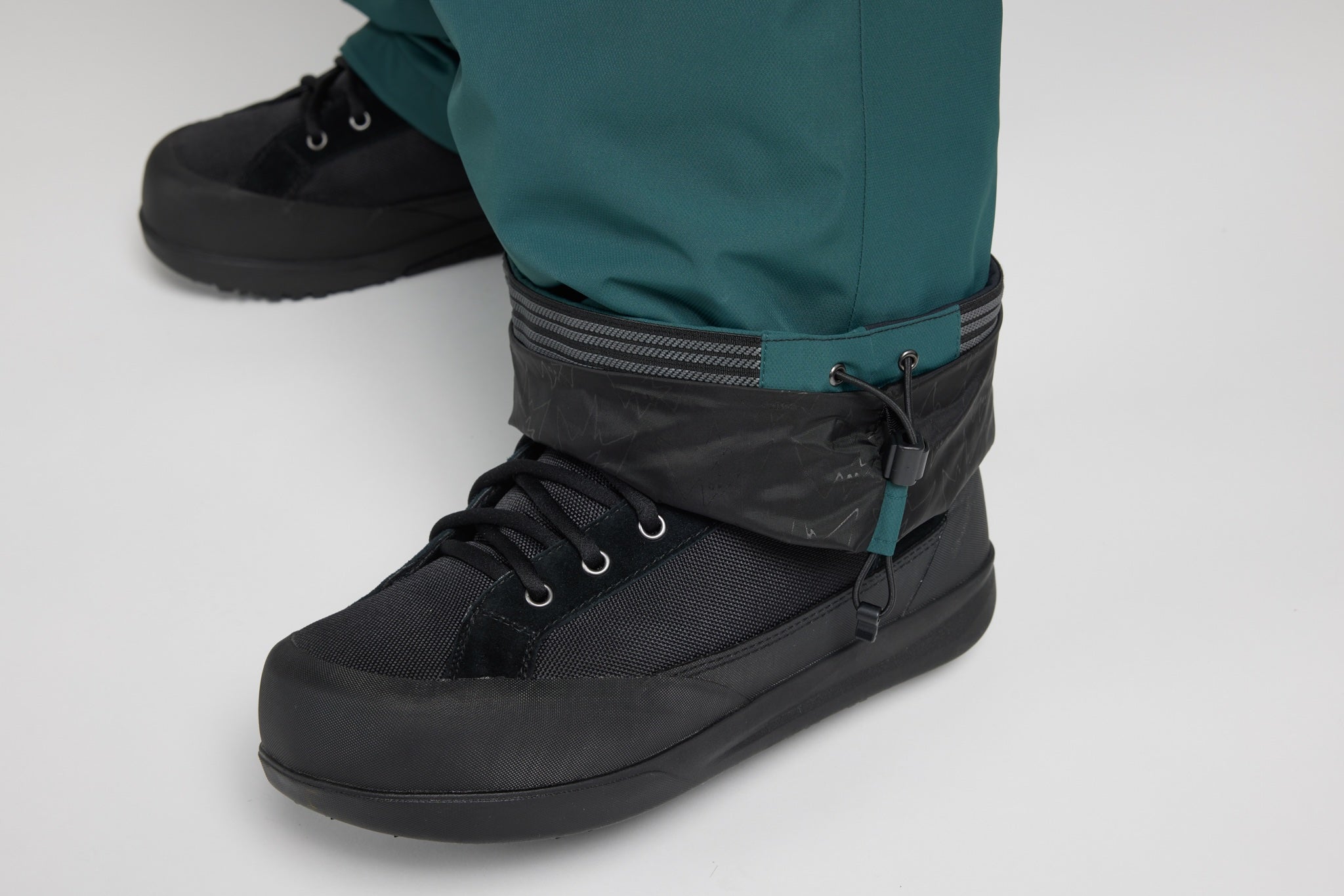 Beast Bib – Airblaster