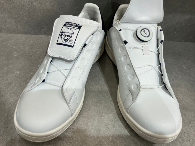 アディダス、BOAフィットシステム搭載の「STAN SMITH BOA GOLF」を新発売