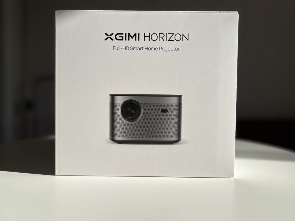 XGIMI Horizonレビュー｜天吊可能でFire TV StickでNetflix可 | ナニガシ