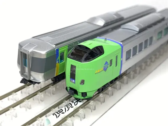 789系 0番代「スーパー白鳥」が入線しました。 TOMIX 98895 / 98896